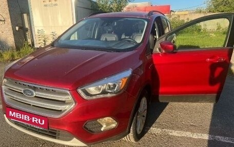 Ford Escape III, 2019 год, 1 820 000 рублей, 2 фотография