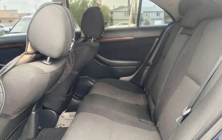 Toyota Avensis III рестайлинг, 2008 год, 730 000 рублей, 28 фотография