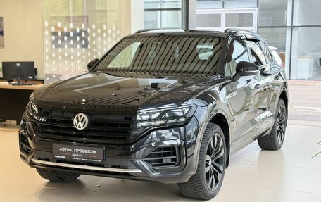Volkswagen Touareg III, 2019 год, 5 400 000 рублей, 1 фотография