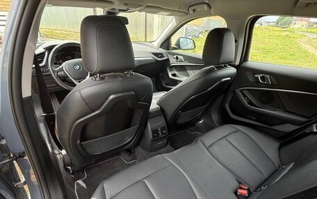 BMW 1 серия, 2021 год, 2 600 000 рублей, 3 фотография