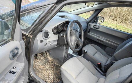 Mitsubishi Colt VI рестайлинг, 2006 год, 350 000 рублей, 7 фотография