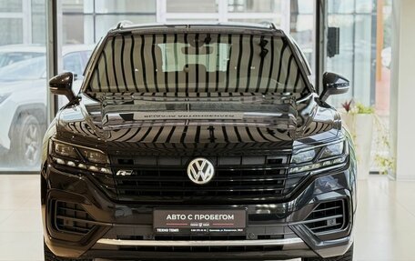 Volkswagen Touareg III, 2019 год, 5 400 000 рублей, 2 фотография