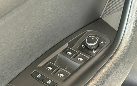 Volkswagen Touareg III, 2019 год, 5 400 000 рублей, 10 фотография