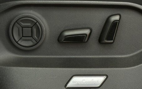 Volkswagen Touareg III, 2019 год, 5 400 000 рублей, 12 фотография
