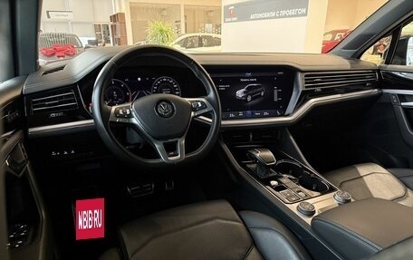 Volkswagen Touareg III, 2019 год, 5 400 000 рублей, 13 фотография