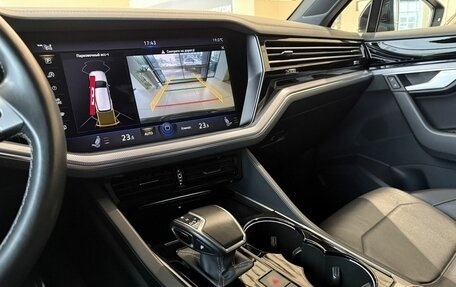 Volkswagen Touareg III, 2019 год, 5 400 000 рублей, 17 фотография