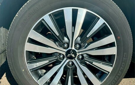 Mitsubishi Outlander III рестайлинг 3, 2021 год, 2 440 000 рублей, 12 фотография