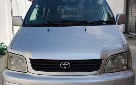 Toyota Town Ace III, 2001 год, 750 000 рублей, 11 фотография