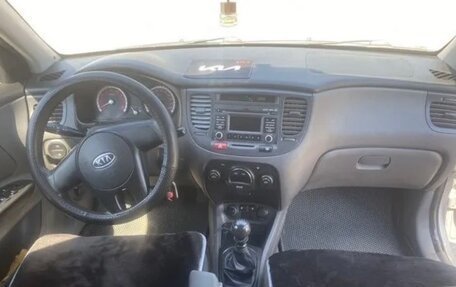 KIA Rio II, 2011 год, 570 000 рублей, 5 фотография