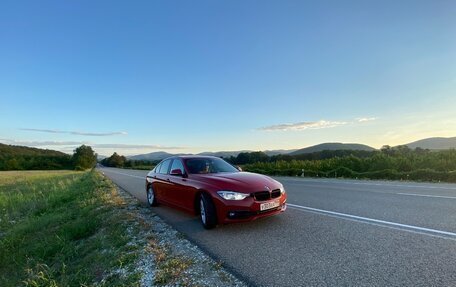 BMW 3 серия, 2017 год, 1 700 000 рублей, 11 фотография