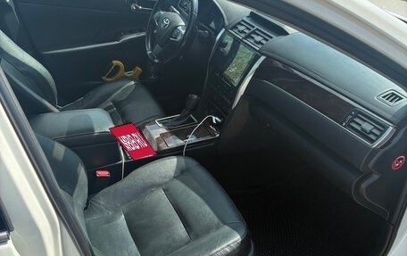 Toyota Camry, 2016 год, 1 800 000 рублей, 6 фотография