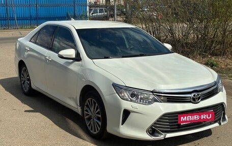 Toyota Camry, 2016 год, 1 800 000 рублей, 2 фотография