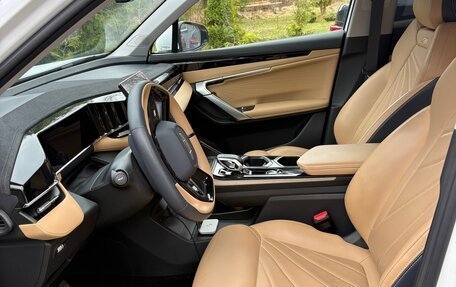 Geely Atlas, 2023 год, 2 150 000 рублей, 13 фотография
