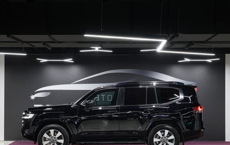 Toyota Land Cruiser, 2022 год, 18 500 000 рублей, 2 фотография