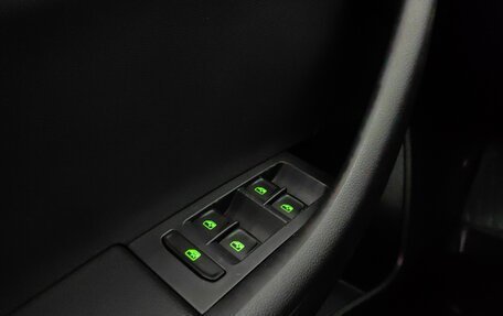 Skoda Rapid I, 2018 год, 1 225 000 рублей, 22 фотография