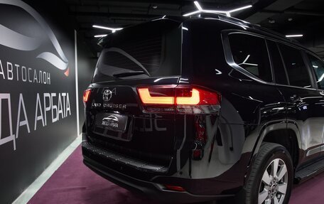 Toyota Land Cruiser, 2022 год, 18 500 000 рублей, 9 фотография