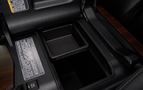 Toyota Land Cruiser, 2022 год, 18 500 000 рублей, 18 фотография