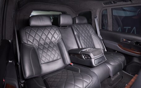 Toyota Land Cruiser, 2022 год, 18 500 000 рублей, 34 фотография