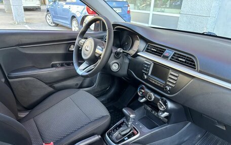 KIA Rio IV, 2018 год, 1 399 000 рублей, 13 фотография