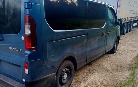Renault Trafic, 2016 год, 1 000 000 рублей, 6 фотография