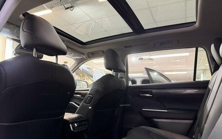 Toyota Highlander, 2026 год, 5 750 000 рублей, 10 фотография