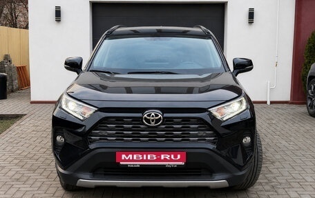 Toyota RAV4, 2021 год, 4 500 000 рублей, 5 фотография