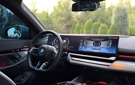 BMW 5 серия, 2024 год, 6 410 000 рублей, 6 фотография