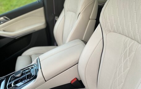 BMW X7, 2023 год, 9 фотография