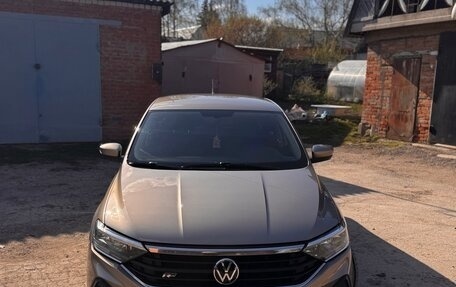 Volkswagen Polo VI (EU Market), 2021 год, 1 405 000 рублей, 2 фотография