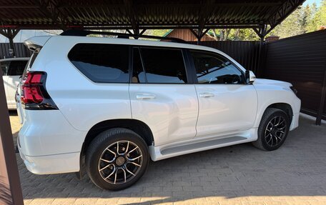 Toyota Land Cruiser Prado 150 рестайлинг 2, 2019 год, 5 900 000 рублей, 4 фотография