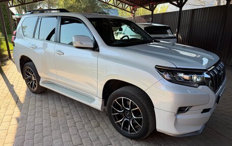 Toyota Land Cruiser Prado 150 рестайлинг 2, 2019 год, 5 900 000 рублей, 5 фотография