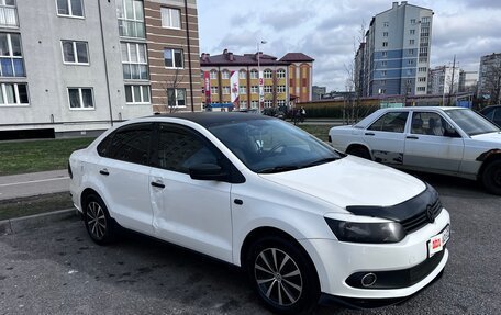Volkswagen Polo VI (EU Market), 2013 год, 500 000 рублей, 3 фотография