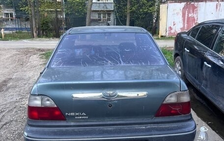 Daewoo Nexia I рестайлинг, 1997 год, 25 000 рублей, 3 фотография