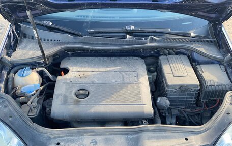 Volkswagen Golf V, 2004 год, 570 000 рублей, 5 фотография