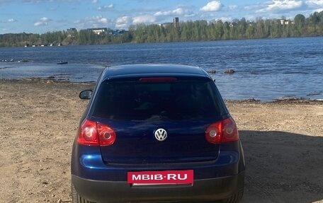Volkswagen Golf V, 2004 год, 570 000 рублей, 2 фотография