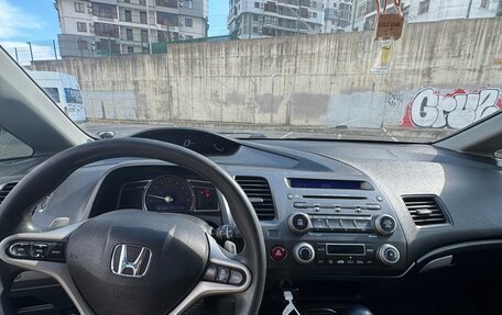 Honda Civic VIII, 2008 год, 700 000 рублей, 10 фотография