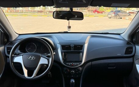 Hyundai Solaris II рестайлинг, 2011 год, 870 000 рублей, 8 фотография