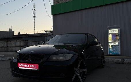 BMW 3 серия, 2006 год, 700 000 рублей, 4 фотография