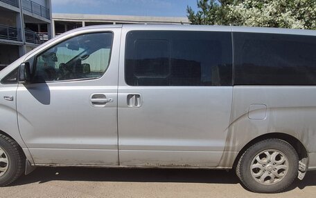 Hyundai Grand Starex Grand Starex I рестайлинг 2, 2009 год, 900 000 рублей, 4 фотография