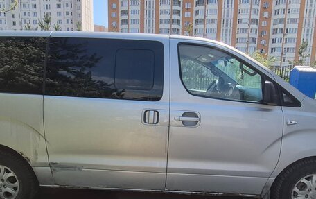 Hyundai Grand Starex Grand Starex I рестайлинг 2, 2009 год, 900 000 рублей, 5 фотография
