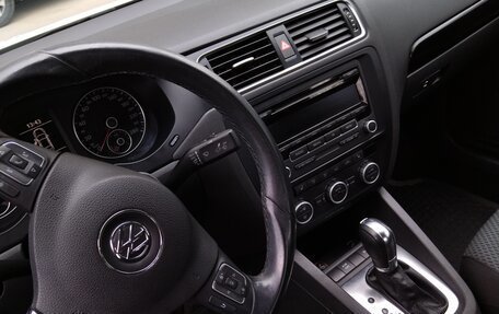 Volkswagen Jetta VI, 2013 год, 1 300 000 рублей, 5 фотография