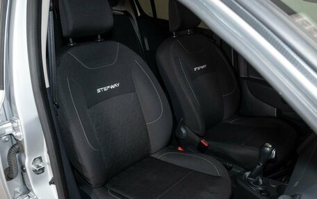Renault Sandero II рестайлинг, 2015 год, 955 000 рублей, 14 фотография