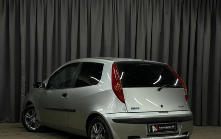 Fiat Punto III Punto Evo рестайлинг, 2000 год, 249 888 рублей, 3 фотография