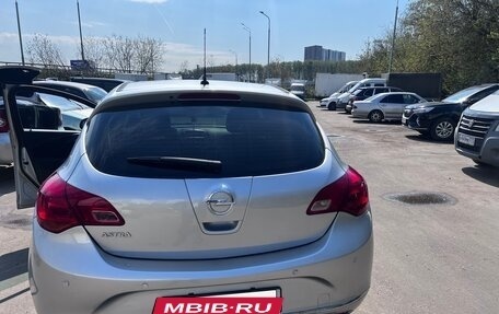 Opel Astra J, 2013 год, 775 000 рублей, 4 фотография