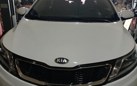KIA Rio III рестайлинг, 2013 год, 750 000 рублей, 1 фотография