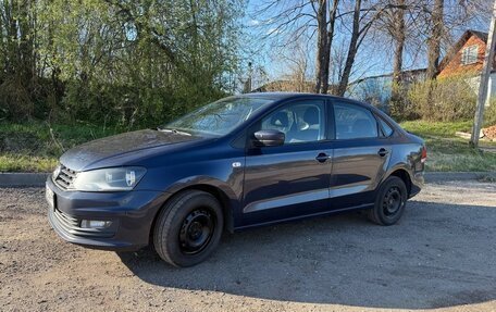Volkswagen Polo VI (EU Market), 2016 год, 950 000 рублей, 2 фотография