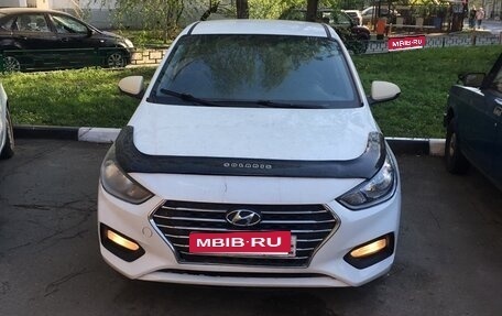 Hyundai Solaris II рестайлинг, 2017 год, 495 000 рублей, 1 фотография