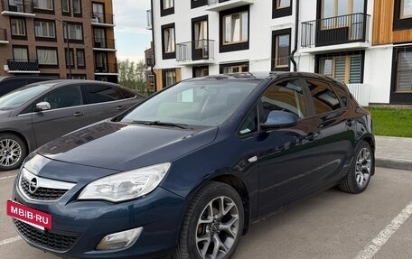 Opel Astra J, 2010 год, 490 000 рублей, 2 фотография