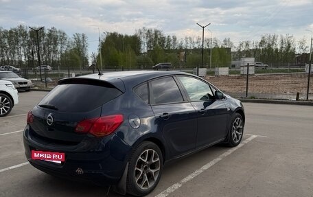 Opel Astra J, 2010 год, 490 000 рублей, 3 фотография