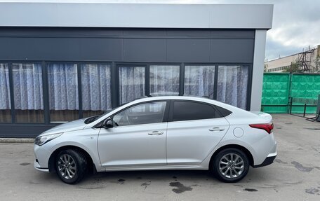 Hyundai Solaris II рестайлинг, 2022 год, 1 740 000 рублей, 2 фотография